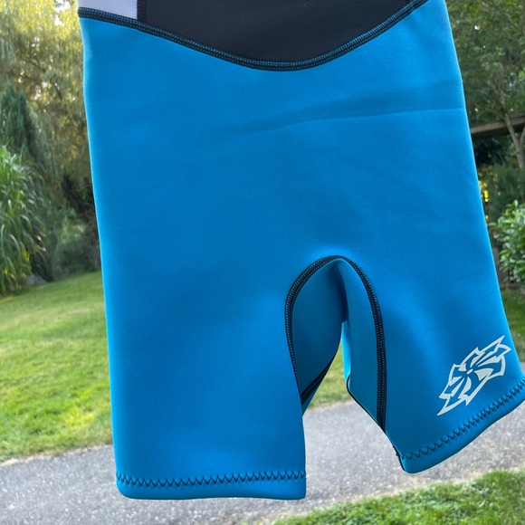 Kids wetsuit (8) - Picture 8 of 11